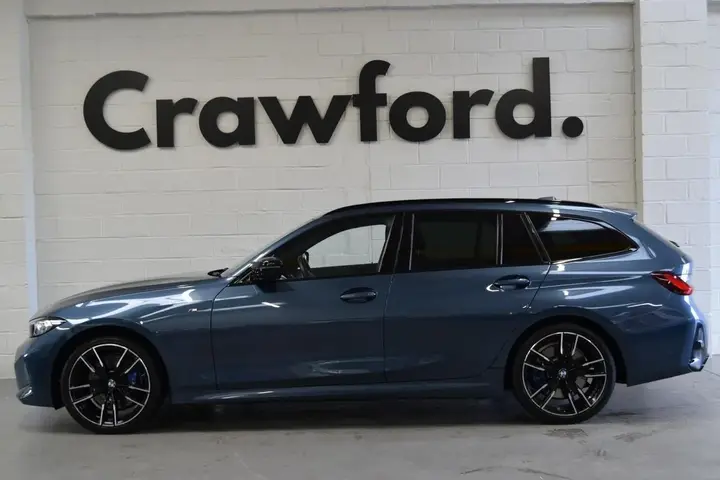 BMW 3 Series 2024 photo 4
