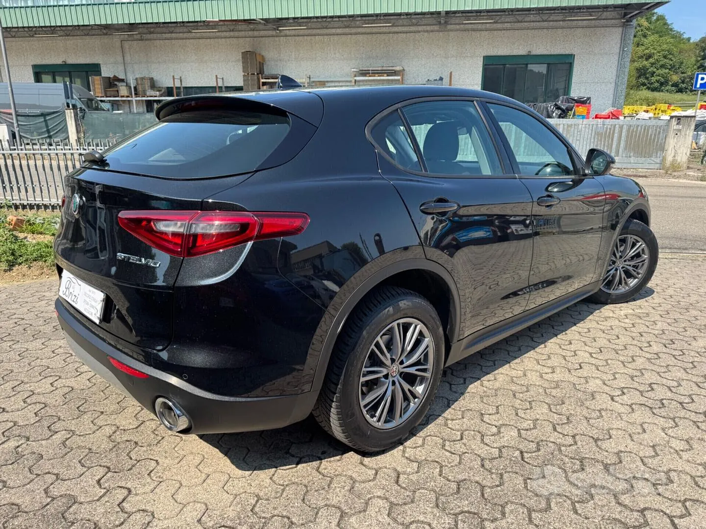 Alfa Romeo Stelvio 2017 photo 4