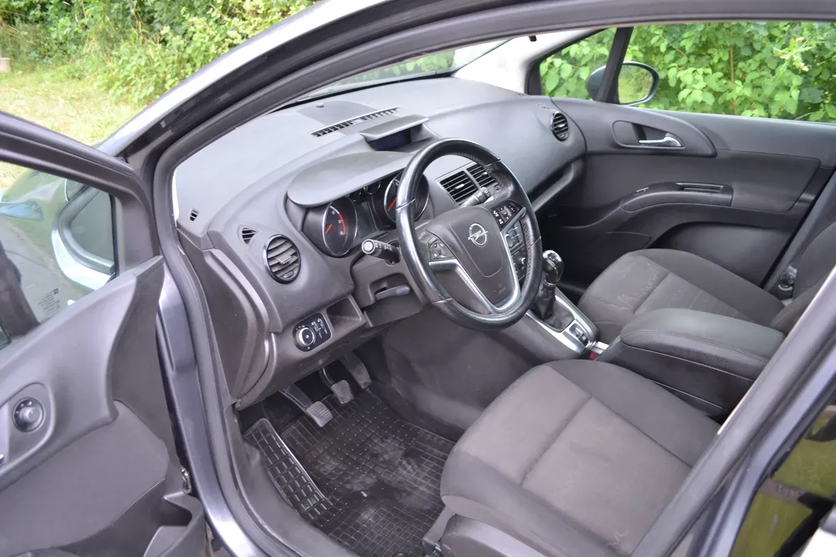 Opel Meriva 2012 photo 3
