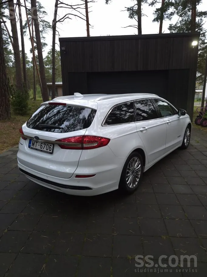 Ford Mondeo 2021 photo 3