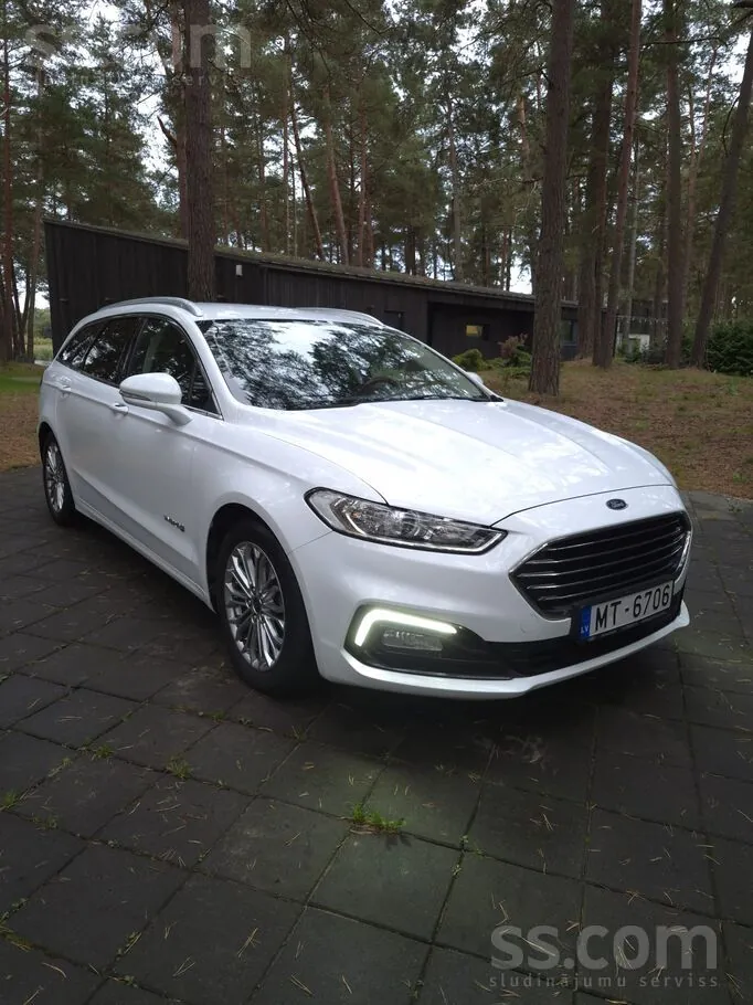Ford Mondeo 2021 photo 2