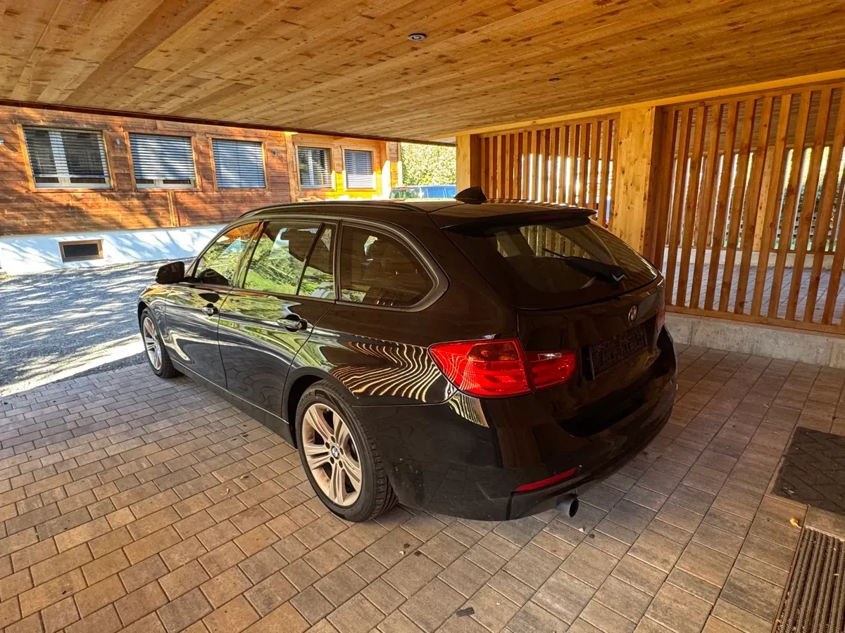 BMW 3 Series 2015 photo 3
