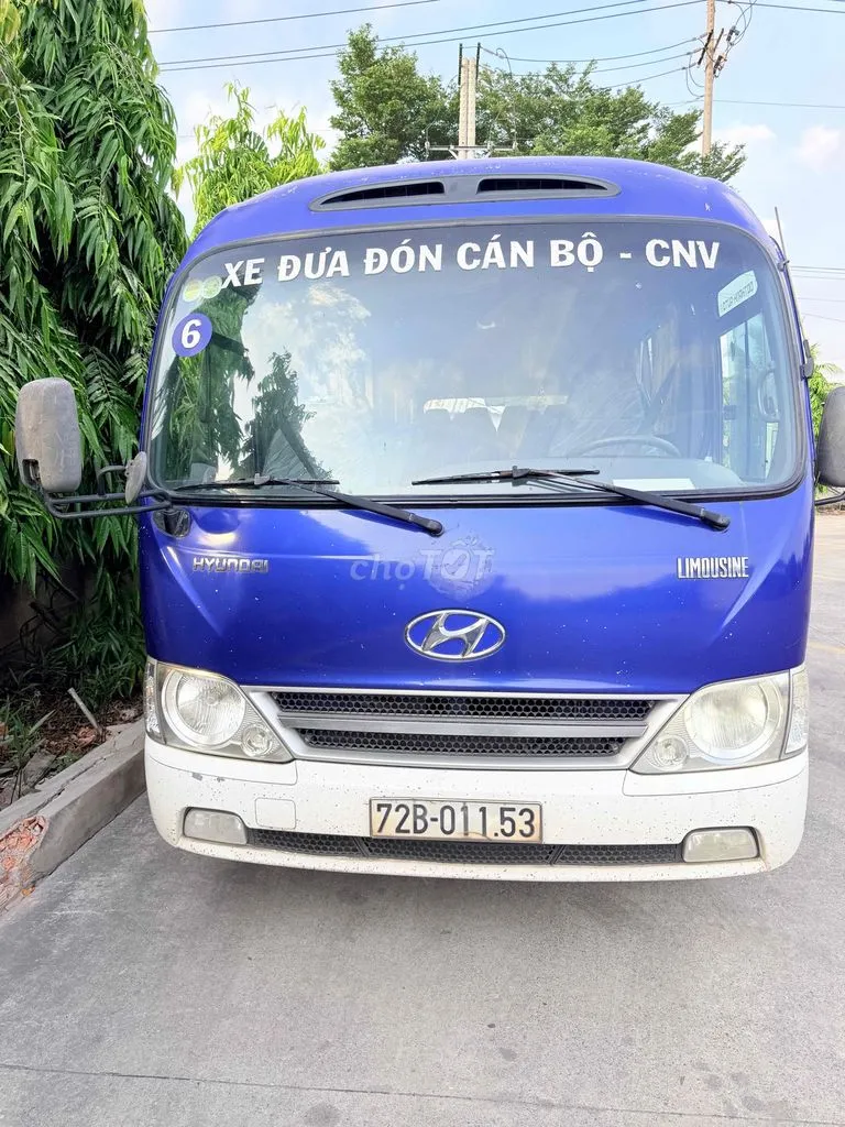 Hyundai County