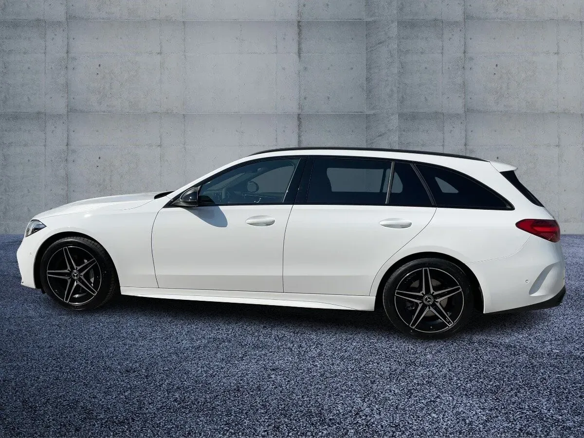 Mercedes-Benz C-Class 2026 photo 3