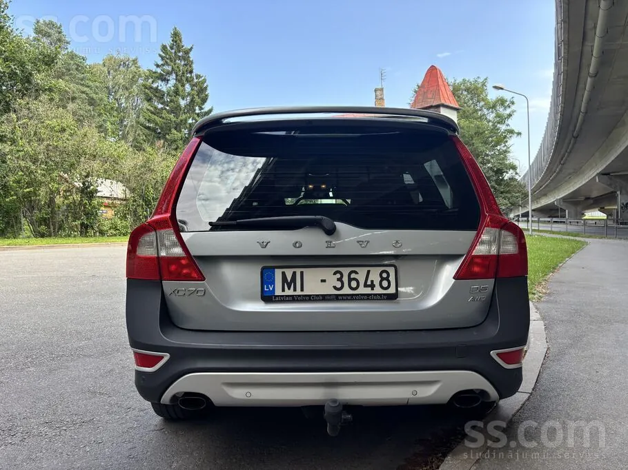 Volvo Xc70 2013 photo 2