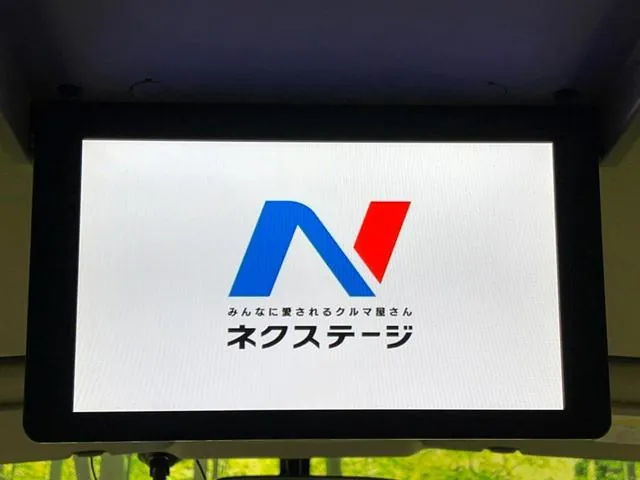 Nissan Serenade 2017 photo 4