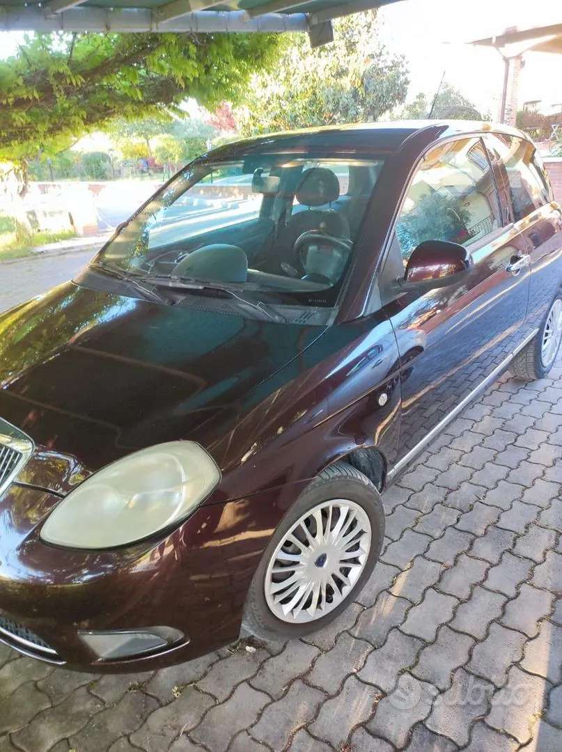 Lancia Ypsilon 2010 photo 4