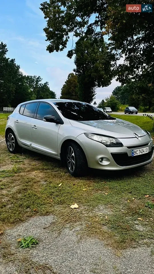 Renault Megane 2011 photo 3