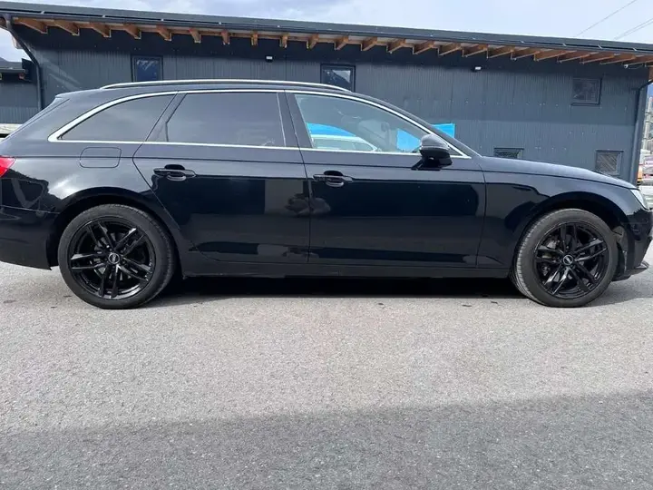 Audi A4 Avant 2016 photo 2