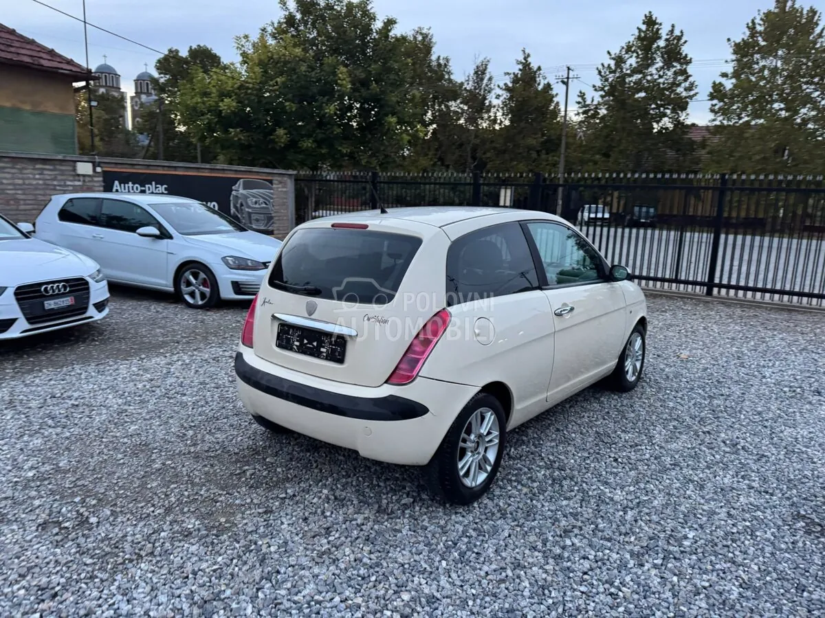 Lancia Ypsilon 2004 photo 5