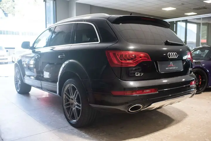 Audi Q7 2009 photo 5