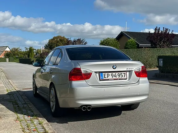 BMW 330I 2005 photo 3