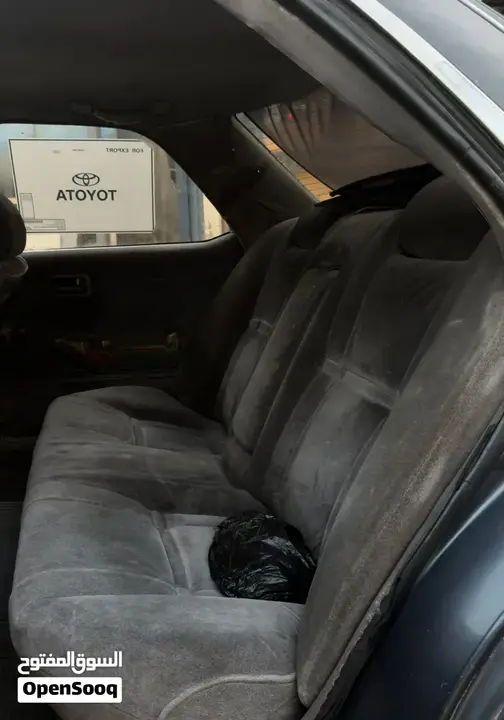 Toyota Crown 1993 photo 4