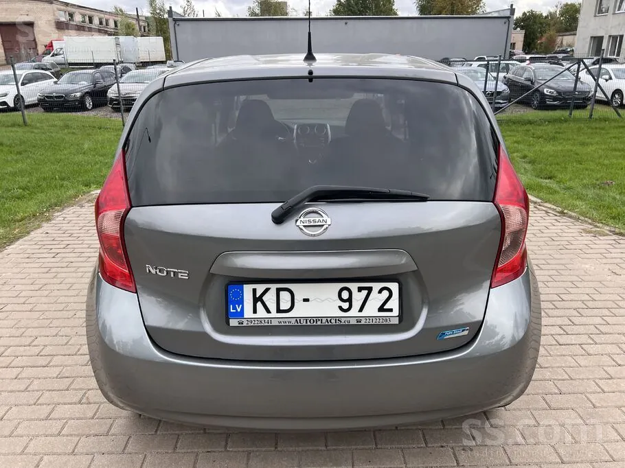 Nissan Note 2015 photo 5