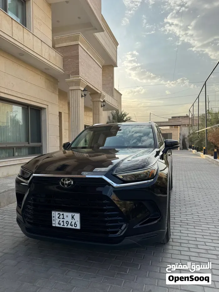 Toyota Highlander 2024 photo 2