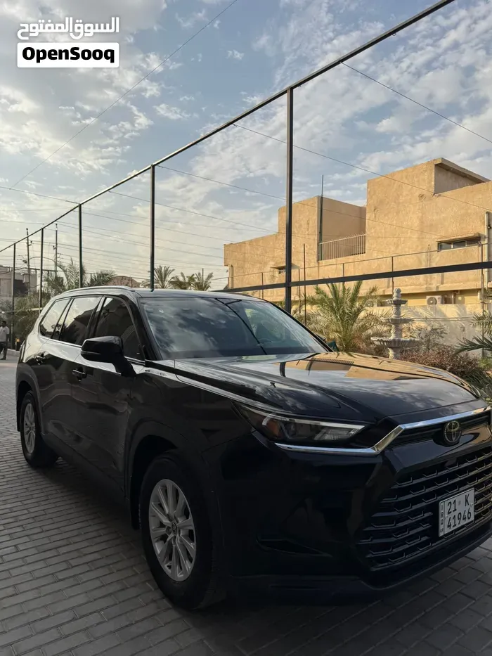 Toyota Highlander 2024 photo 4