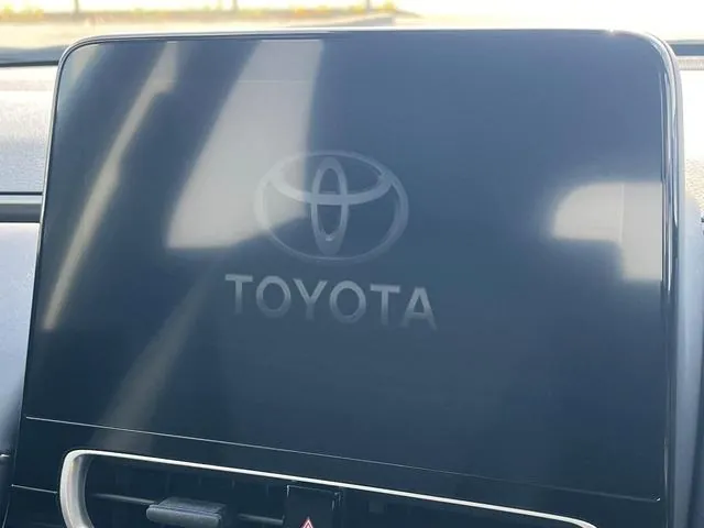 Toyota Aqua Z 2025 photo 5