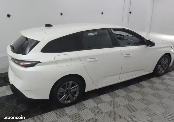 Peugeot 308 2022 photo 4