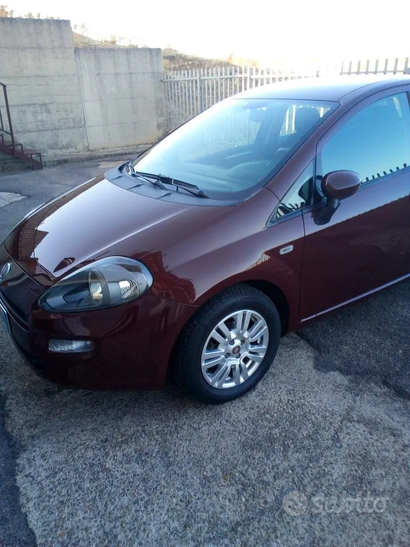 Fiat Punto 2015 photo 4