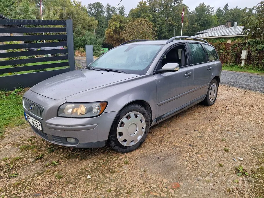 Volvo V50