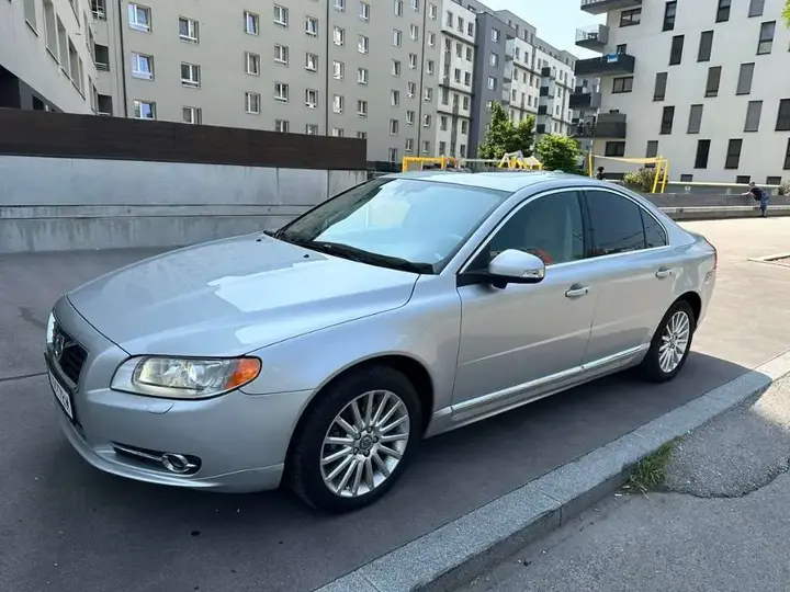 Volvo S80 2009 photo 2