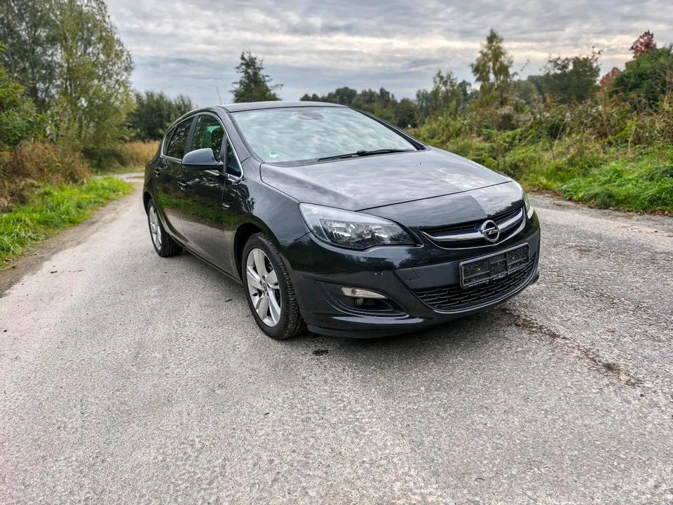 Opel Astra J