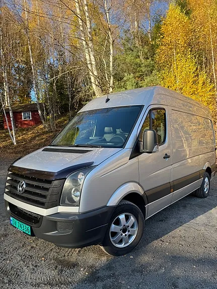 Volkswagen Crafter 35 2016 photo 2