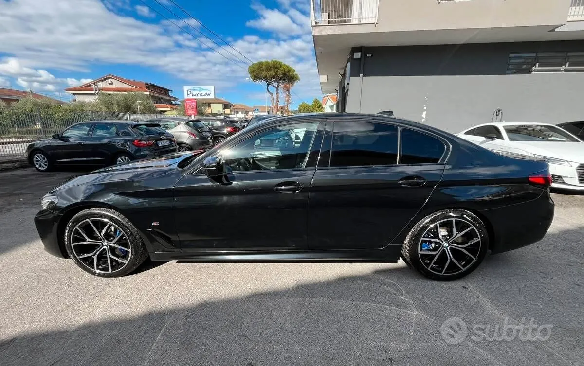 BMW 5 Series 2022 photo 2