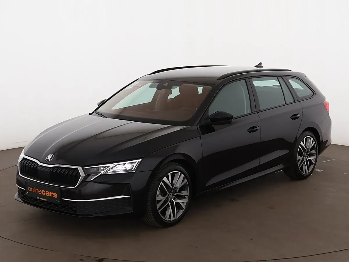 Skoda Octavia 2025 photo 2