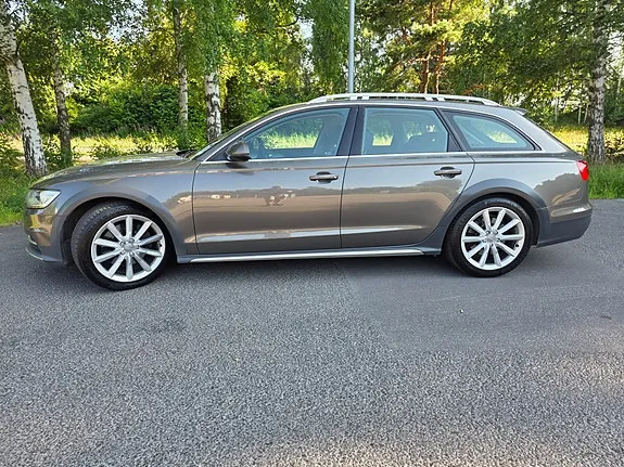 Audi A6 Allroad 2013 photo 2