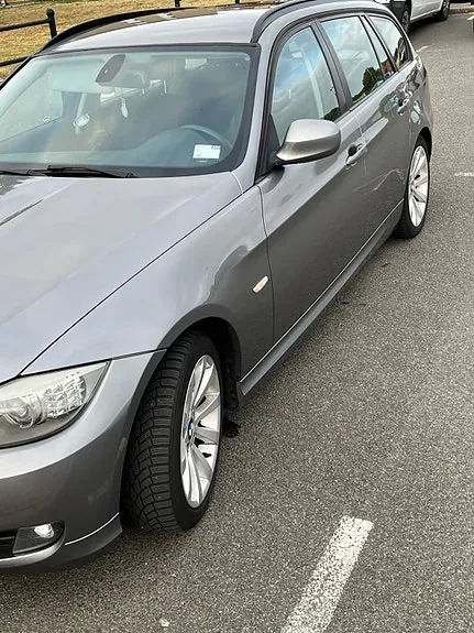 BMW 318D 2012 photo 3