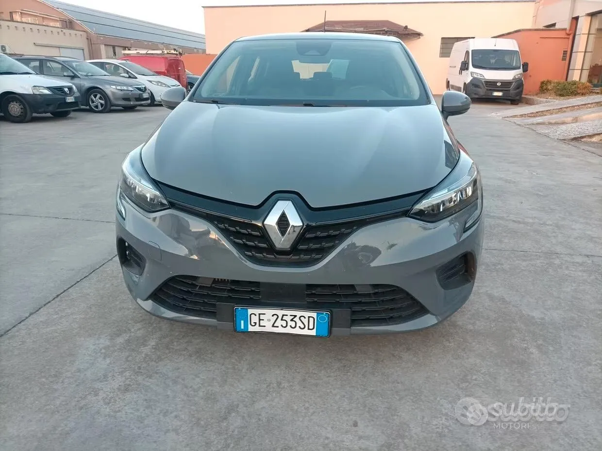 Renault Clio 2021 photo 2