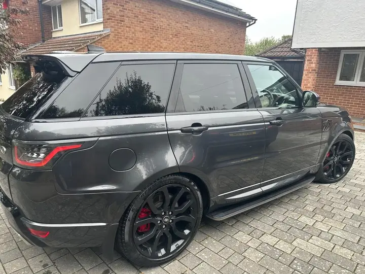 Land Rover Range Rover Sport 2018 photo 4
