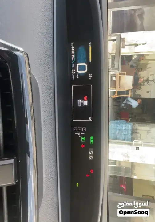 Toyota Prius 2017 photo 2