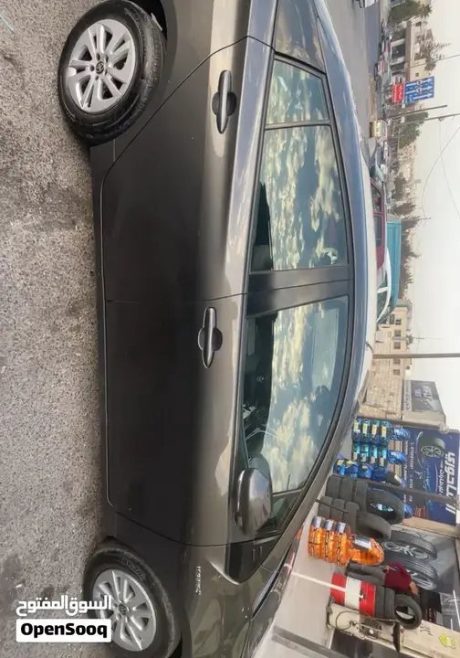 Toyota Prius 2017 photo 4