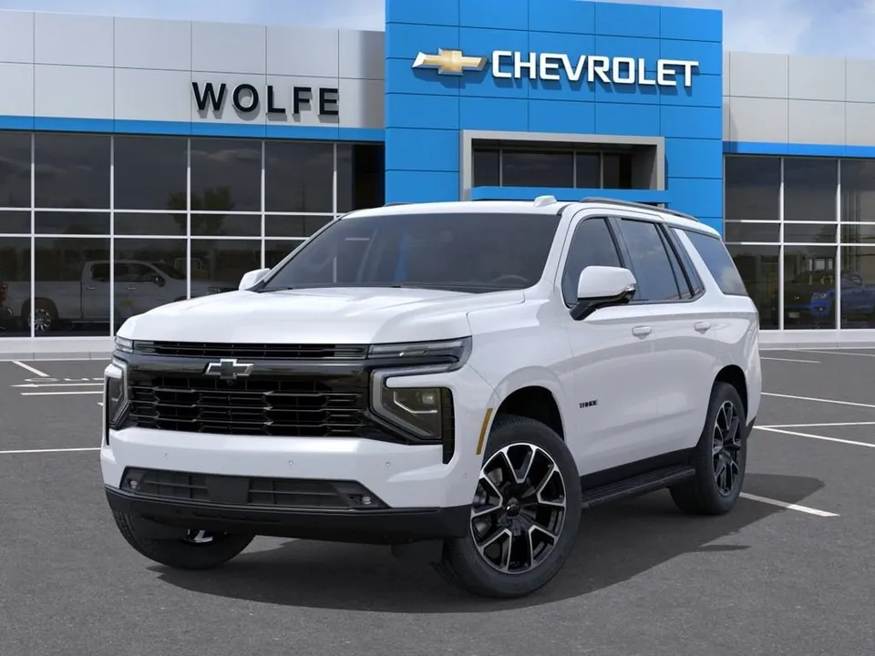 Chevrolet Tahoe 2026 photo 2