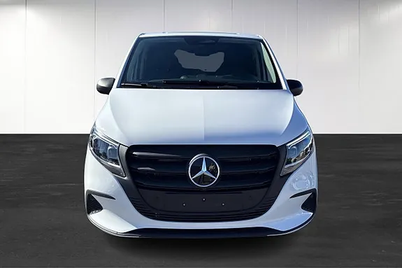 Mercedes-Benz Vito 2026 photo 5