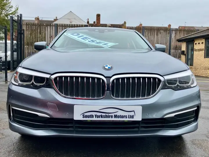 BMW 5 Series 2017 photo 4