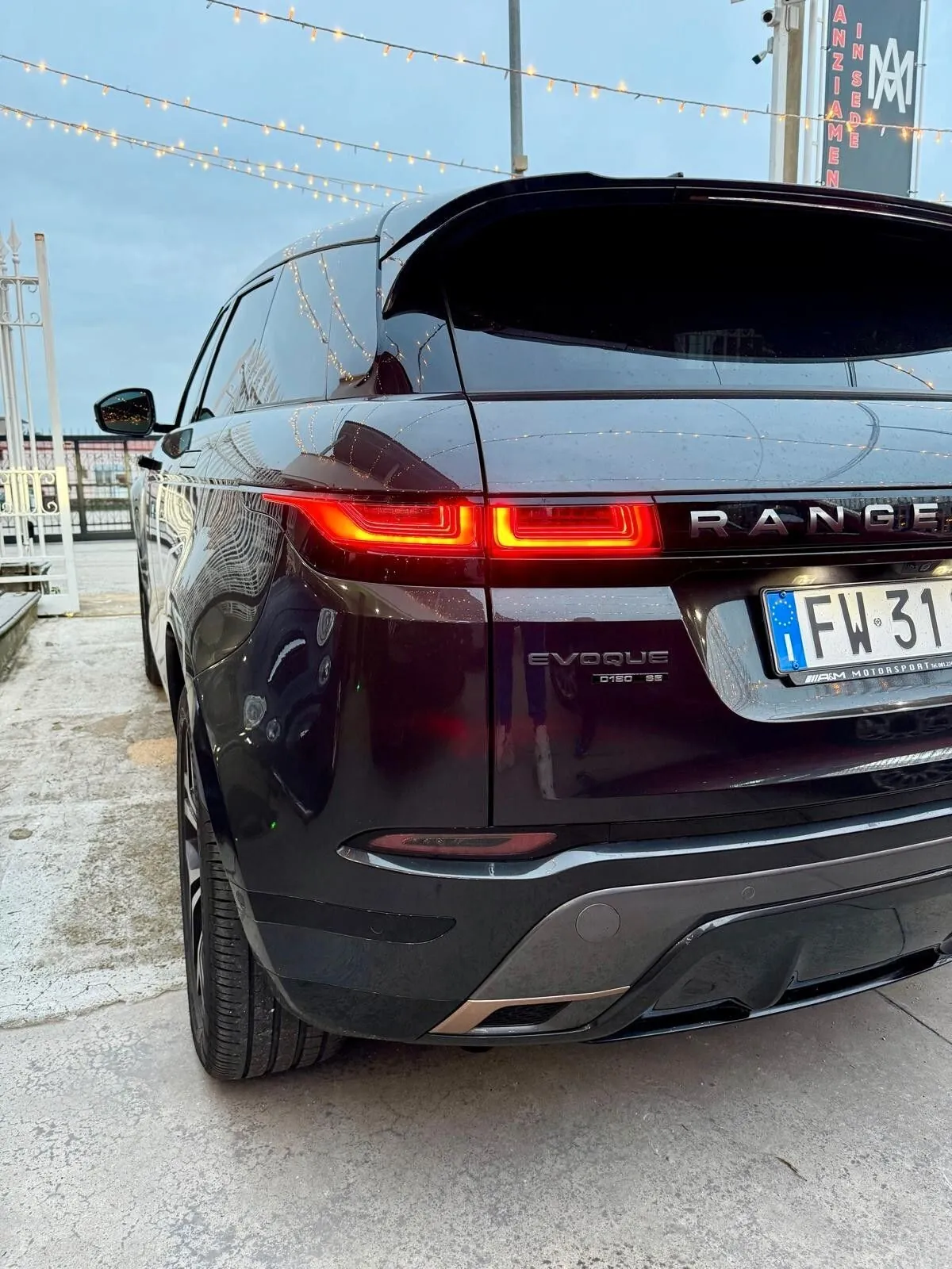 Land Rover Range Rover Evoque 2019 photo 4