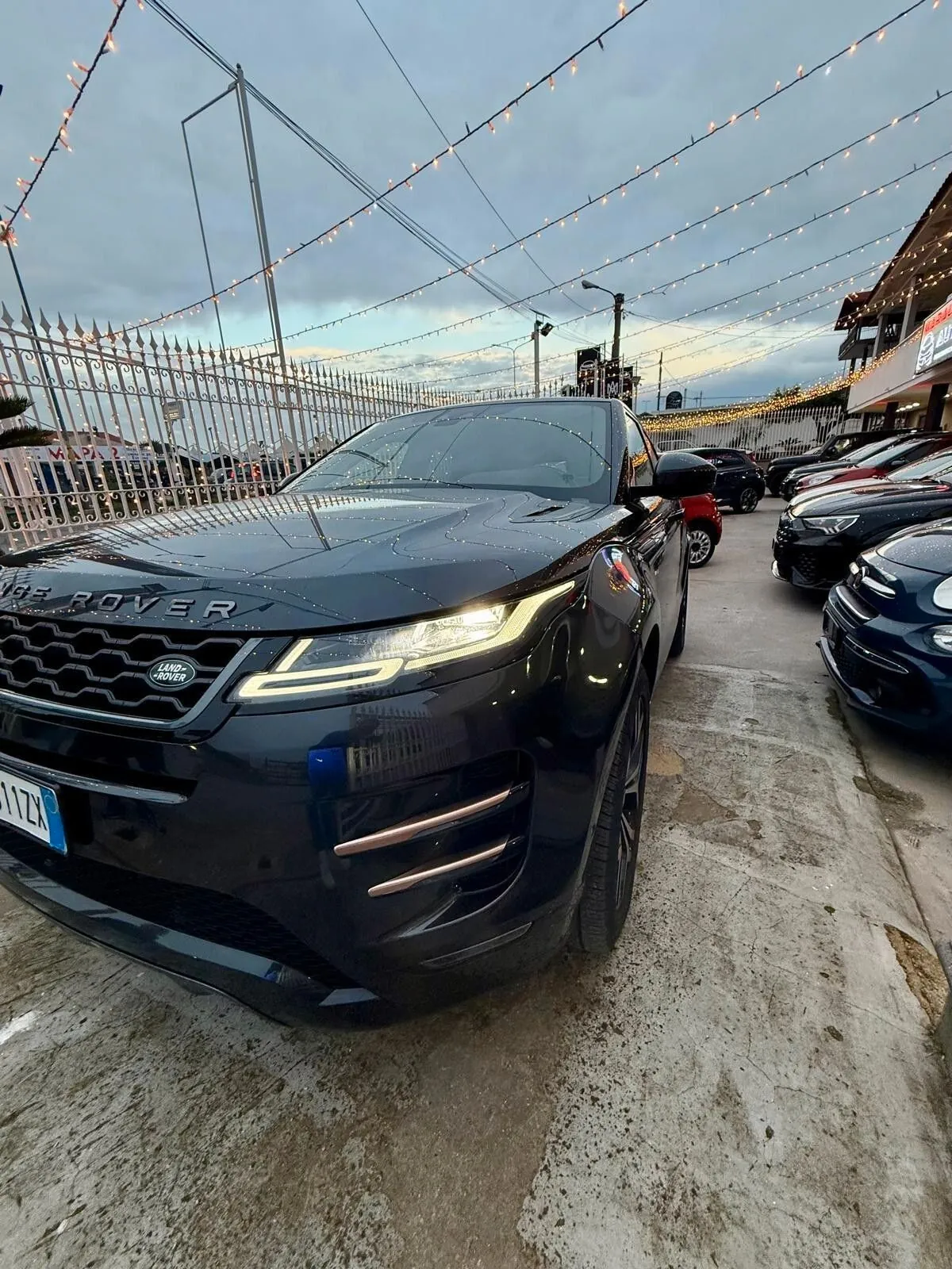 Land Rover Range Rover Evoque 2019 photo 2