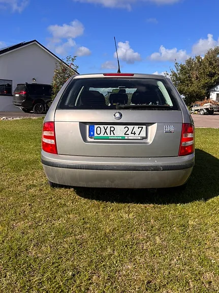 Skoda Fabia 2008 photo 4