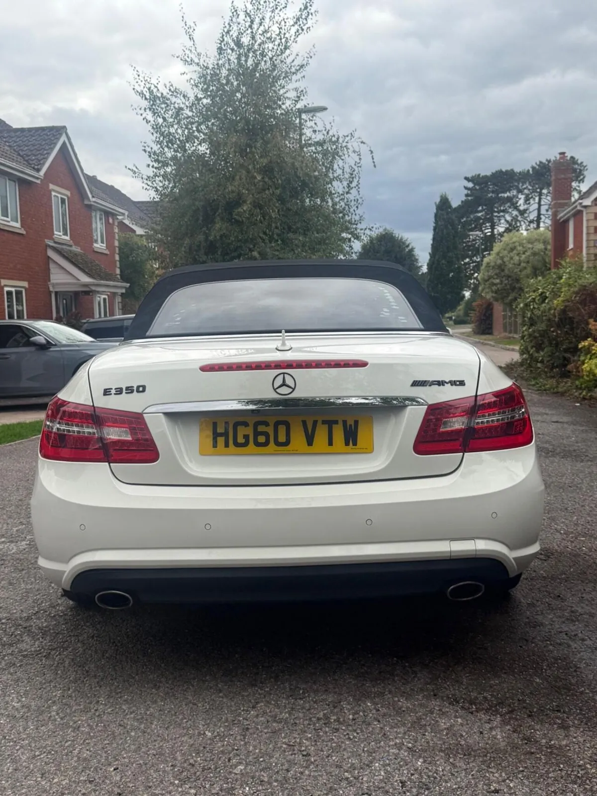 Mercedes-Benz E-Class 2011 photo 3