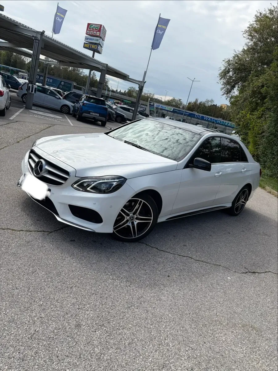 Mercedes-Benz E-Class 2013 photo 3