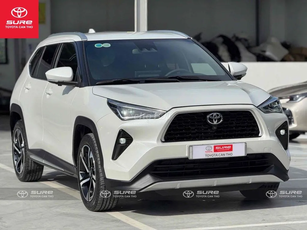 Toyota Yaris Cross 2024 photo 2