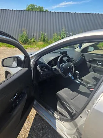 Renault Mégane 2012 photo 3