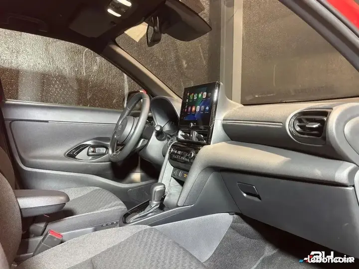 Toyota Yaris 2025 photo 3