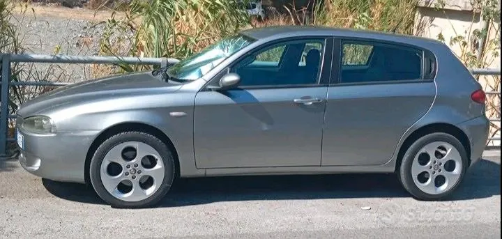 Alfa Romeo 147