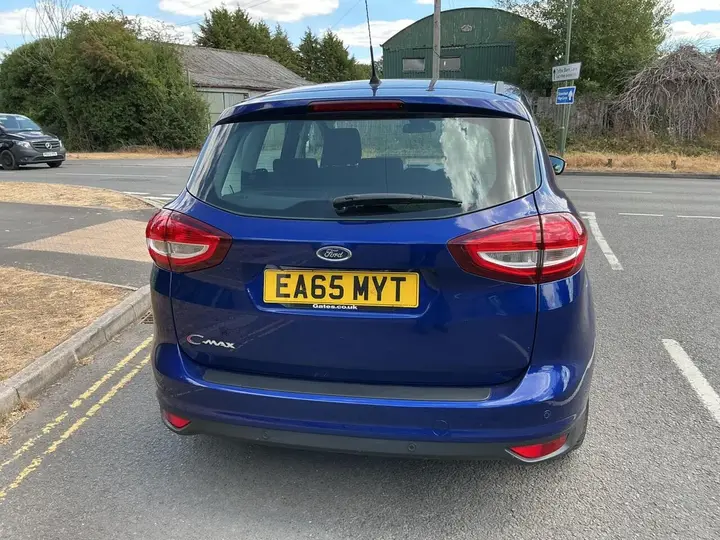 Ford C-Max 2015 photo 5