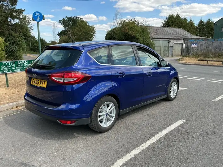 Ford C-Max 2015 photo 4