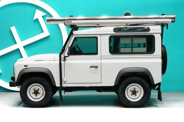 Land Rover Defender 90 2014 photo 3